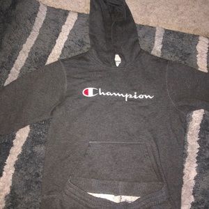 Grey champion sweat outfit.
